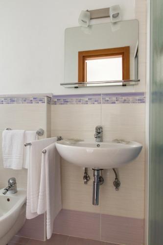 Hotel Gabry Червия Экстерьер фото