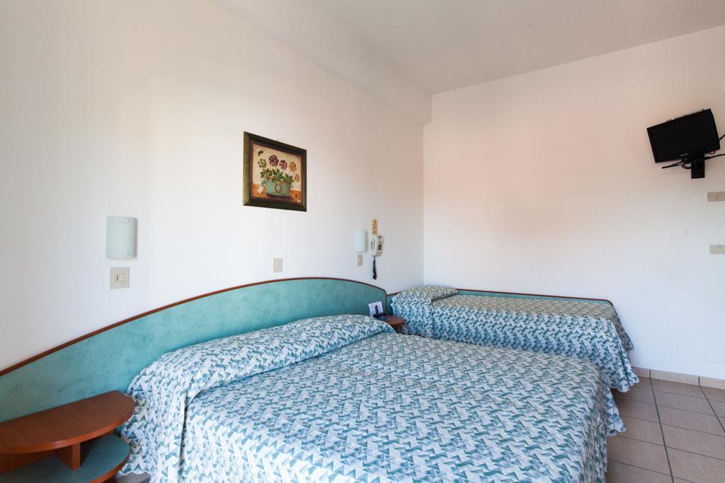 Hotel Gabry Червия Номер фото